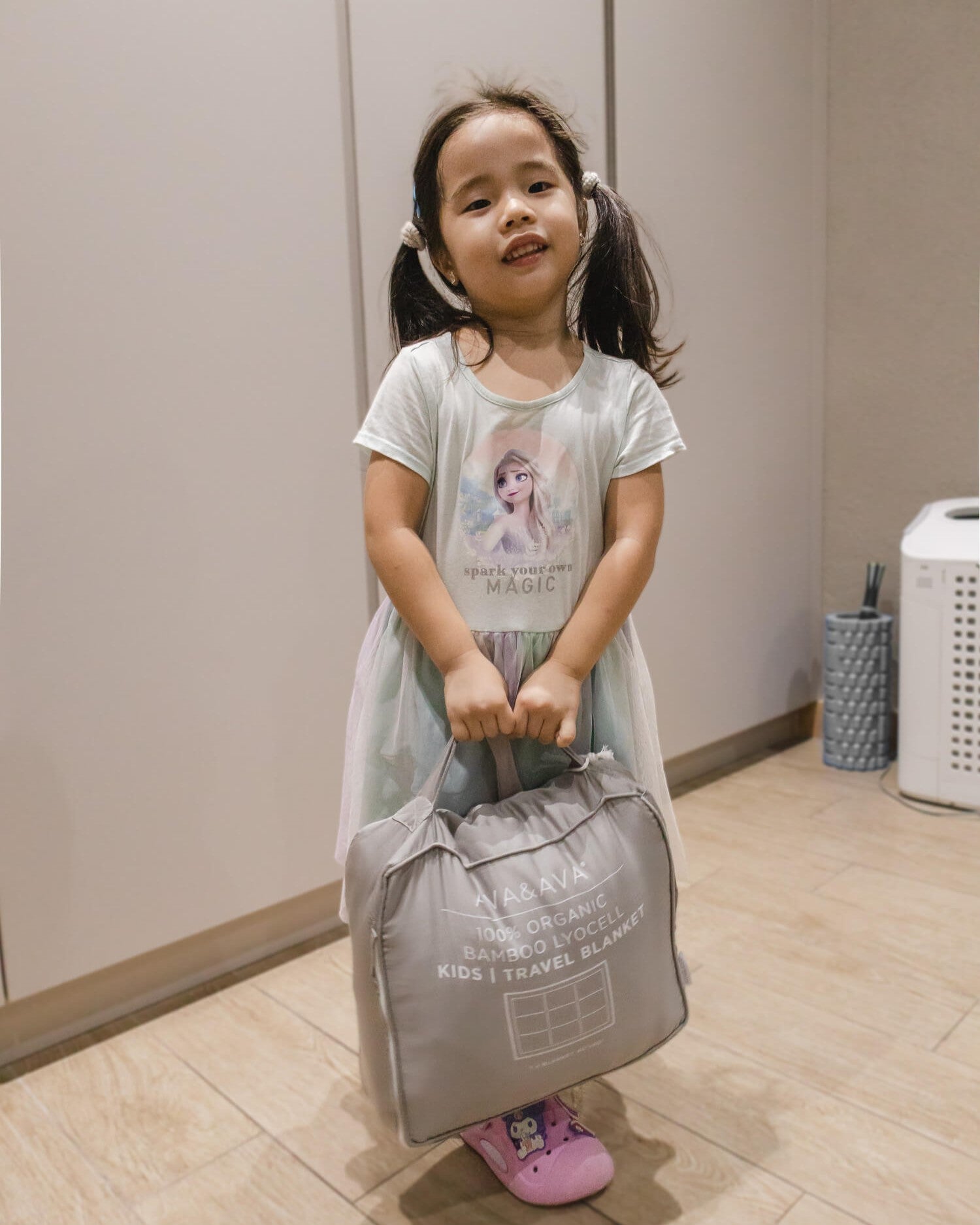 ava and ava ph organic bamboo lyocell kids blanket or comforter travel blanket throw blanket carry bag gray