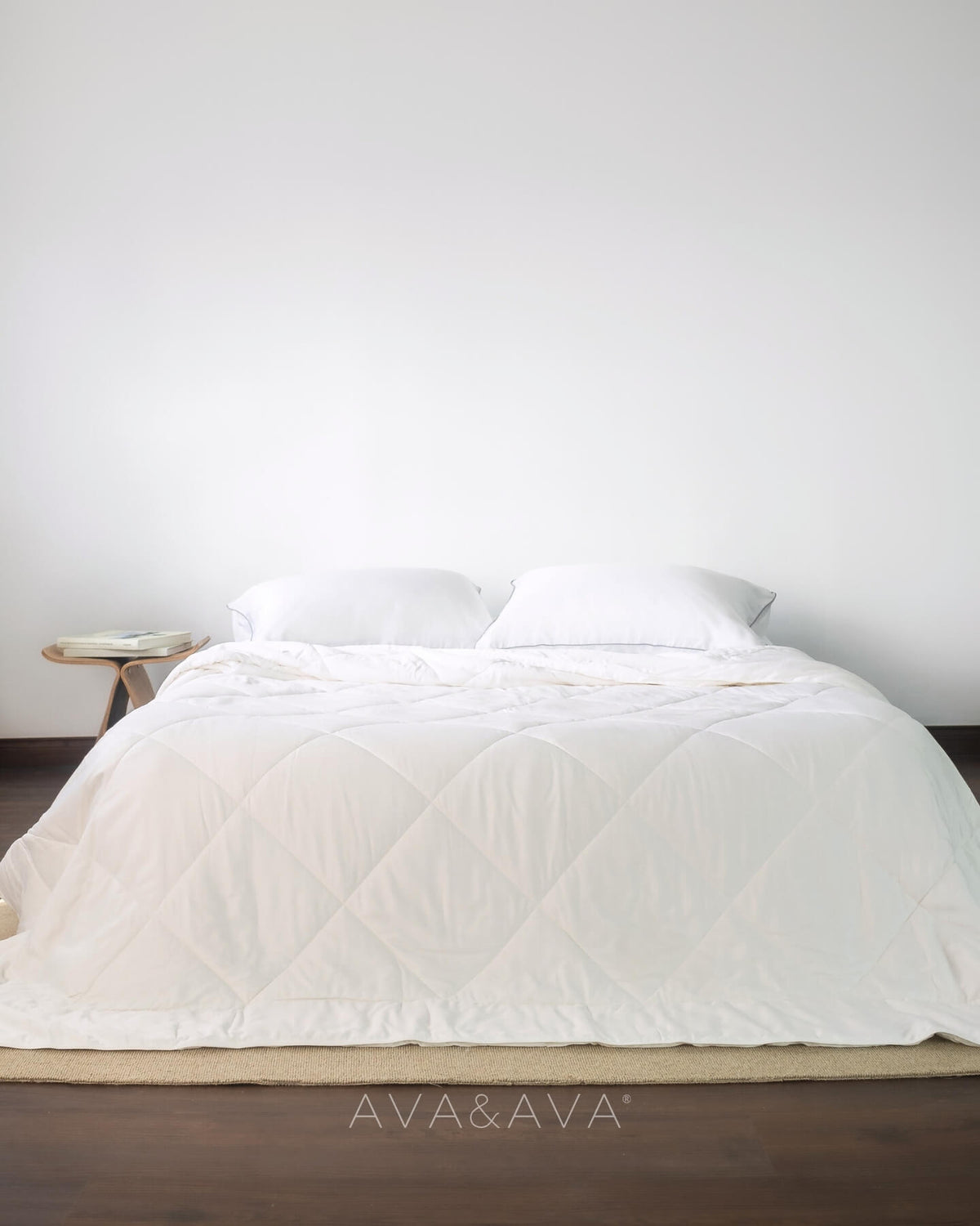 ava and ava philippines organic bamboo comforter / duvet filler infill. soft, thermoregulating and breathable. organic bamboo inside and out.. white sheets and pillowcases