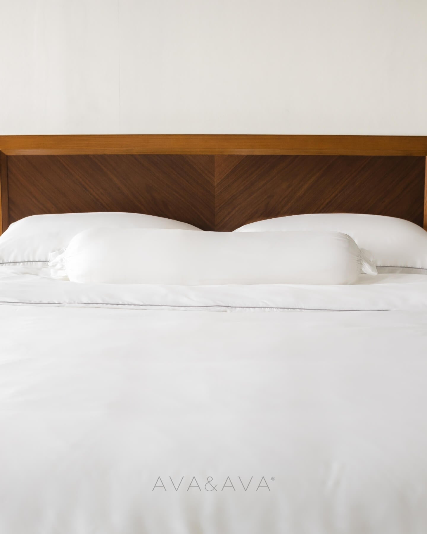 ava and ava ph organic bamboo lyocell bedding set (pillowcases, fitted sheet, flat sheet, duvet cover, bolster pillow, bolstercase). colors: neutral white