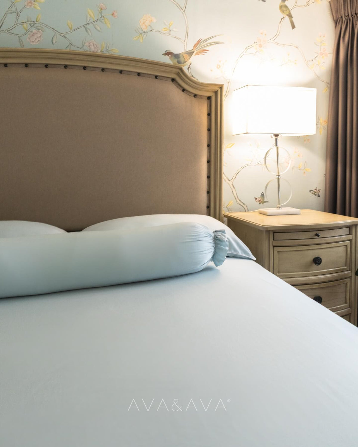 ava and ava ph organic bamboo lyocell bedding set (pillowcases, fitted sheet, flat sheet, bolster pillow, bolstercase). colors: light powder sky blue