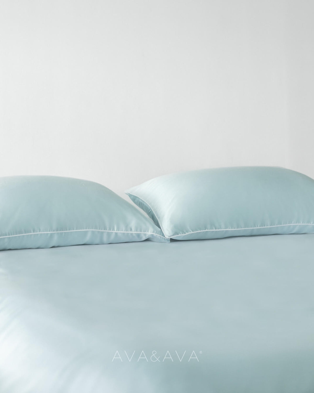 ava and ava philippines organic bamboo lyocell 3pc sheet set (2 pillowcases 1 fitted sheet) in powder blue (sky blue with white piping). ava and ava ph soft, cooling, breathable bed sheets.
